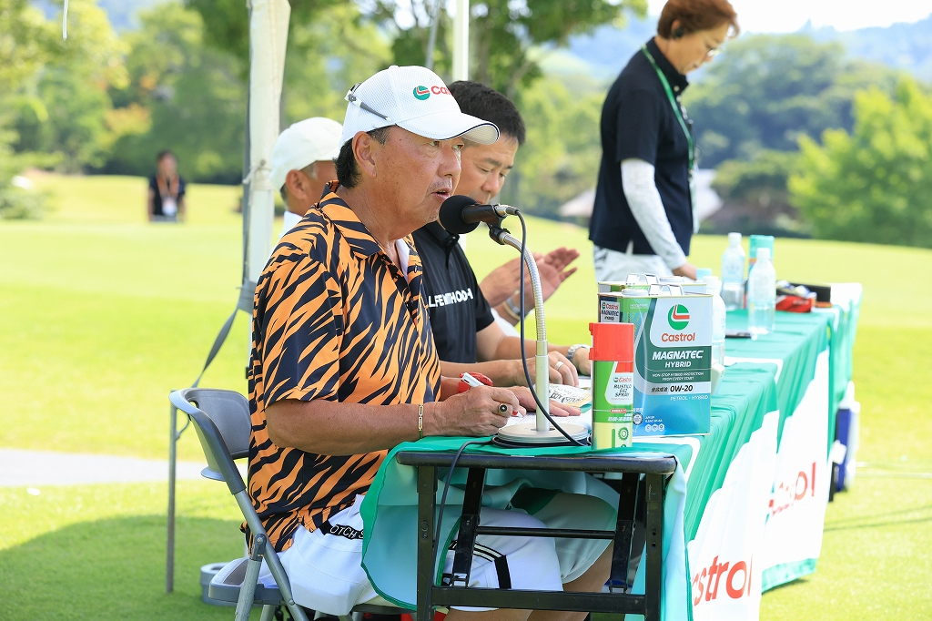 恒例の小石会長によるスタートアナ